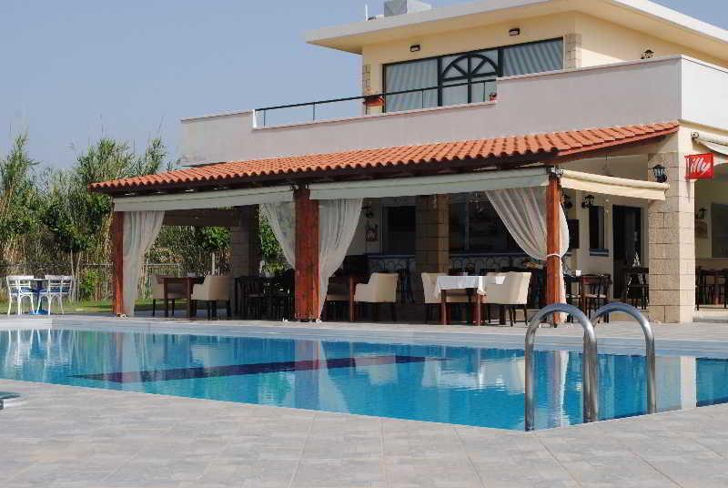 קיסאמוס Mediterranean Hotel & Apartments מראה חיצוני תמונה