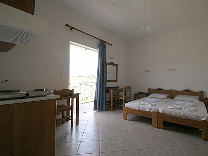 קיסאמוס Mediterranean Hotel & Apartments מראה חיצוני תמונה