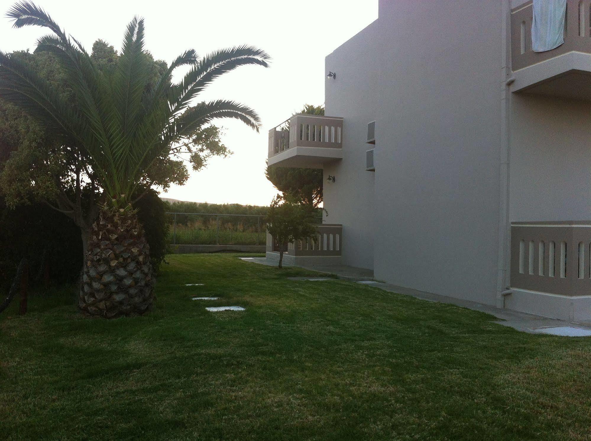 קיסאמוס Mediterranean Hotel & Apartments מראה חיצוני תמונה