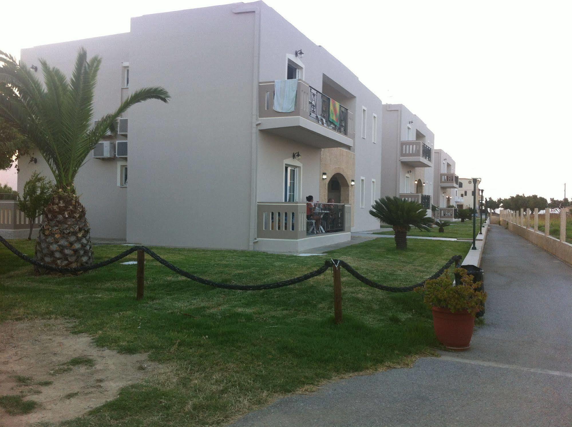 קיסאמוס Mediterranean Hotel & Apartments מראה חיצוני תמונה