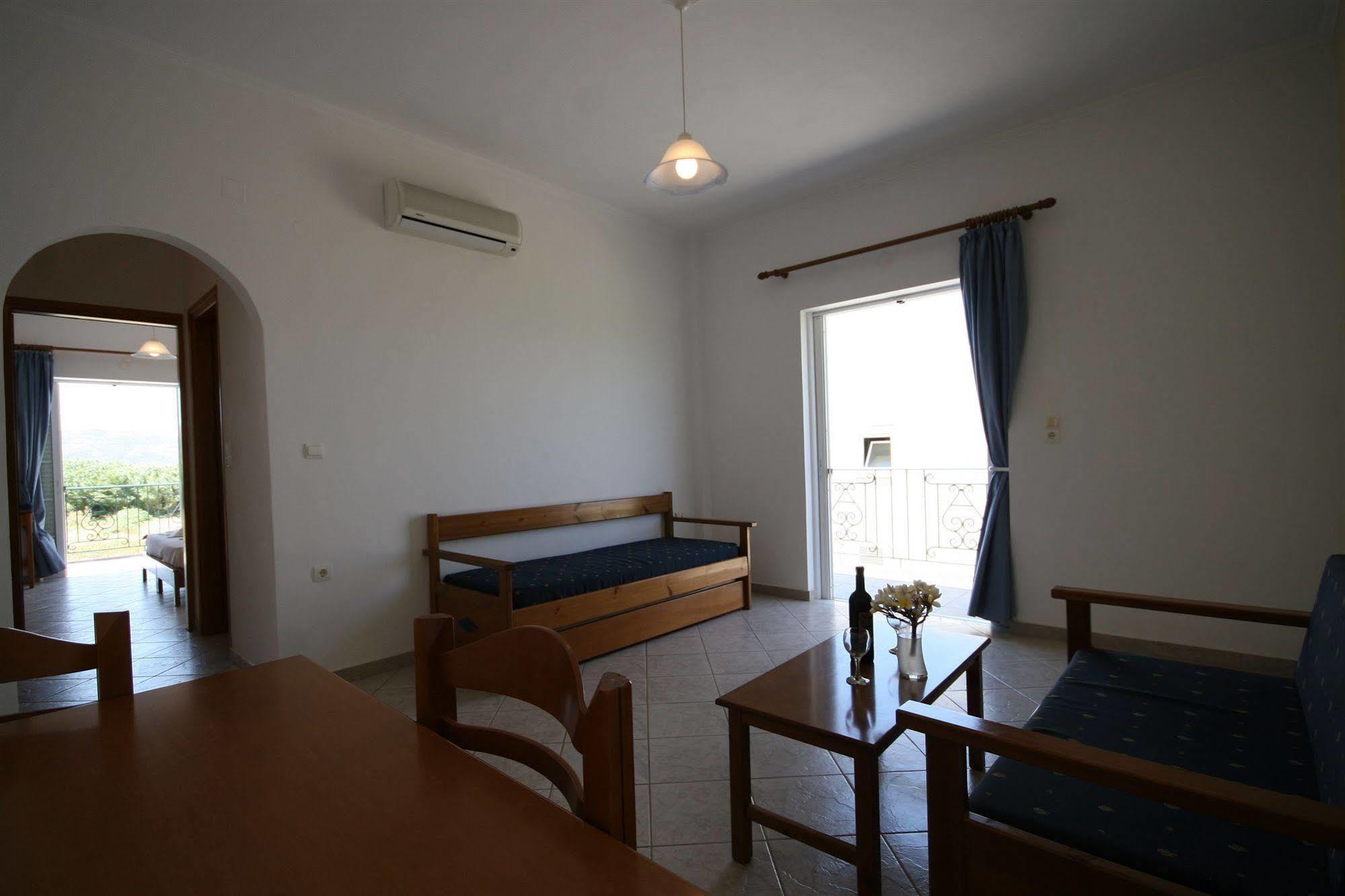 קיסאמוס Mediterranean Hotel & Apartments מראה חיצוני תמונה